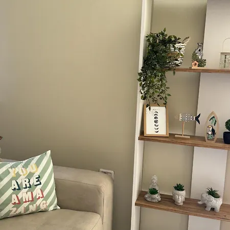 Main Apartman Golem
